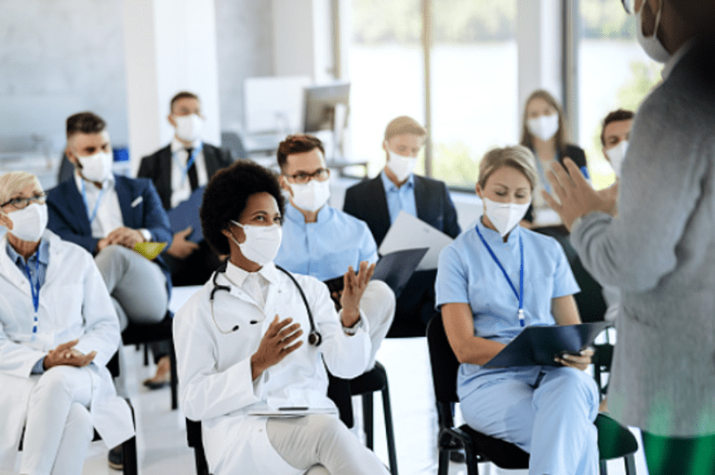 Nos conseils pour devenir formateur et intervenant dans la santé