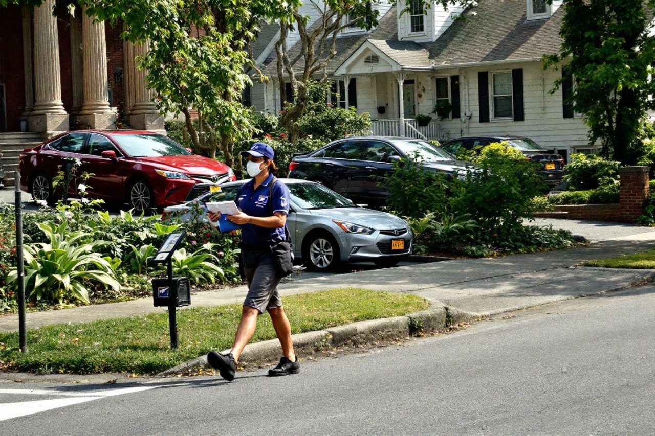 Salaire facteur : combien gagne un facteur en France et quelles formations pour ce métier